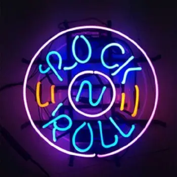 Музыка рок-н-ролл, гитара, стеклянная неоновая световая вывеска пивного бара.